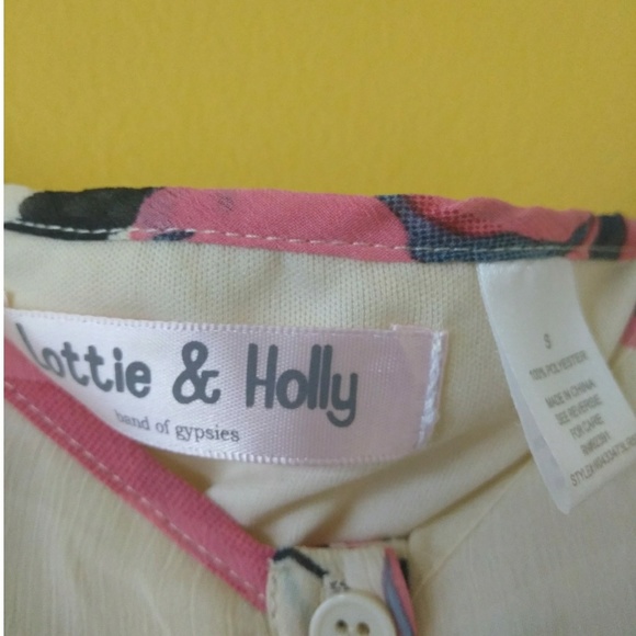 Band of Gypsies Lottie & Holly Floral Dress - Picture 6 of 6